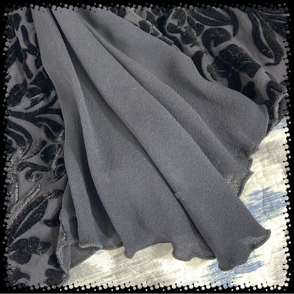 💕Beautiful Velvet Lace Patchwork Skirt💕 - Picture 5 of 11